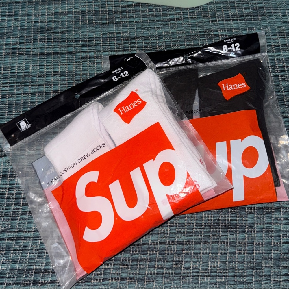 Hanes Supreme White and Black Crew Socks